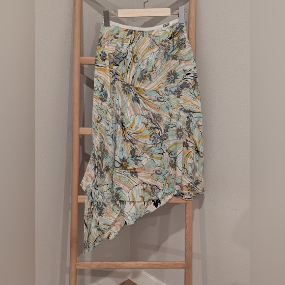 Diane Von Furstenberg DVF Viscose Knee Length Skirts S - Picture 3 of 7